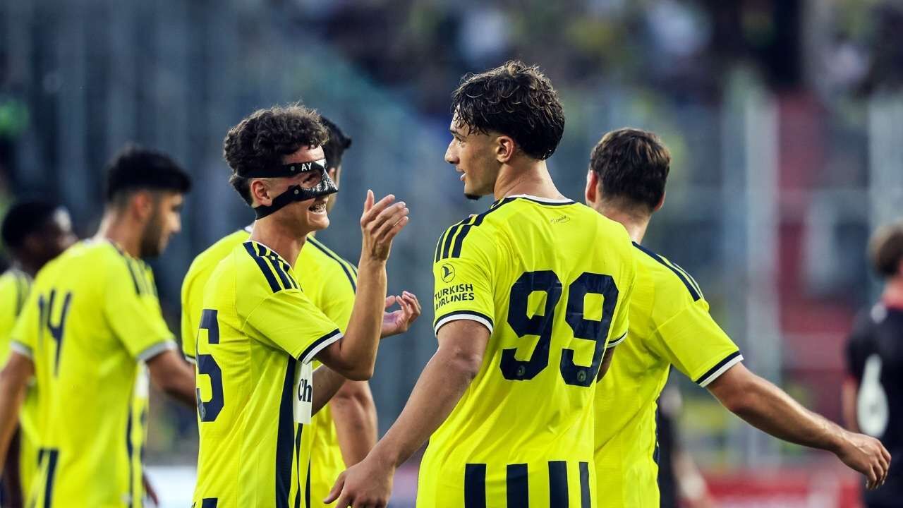 Fenerbahçe Pogon Szczecin (3)