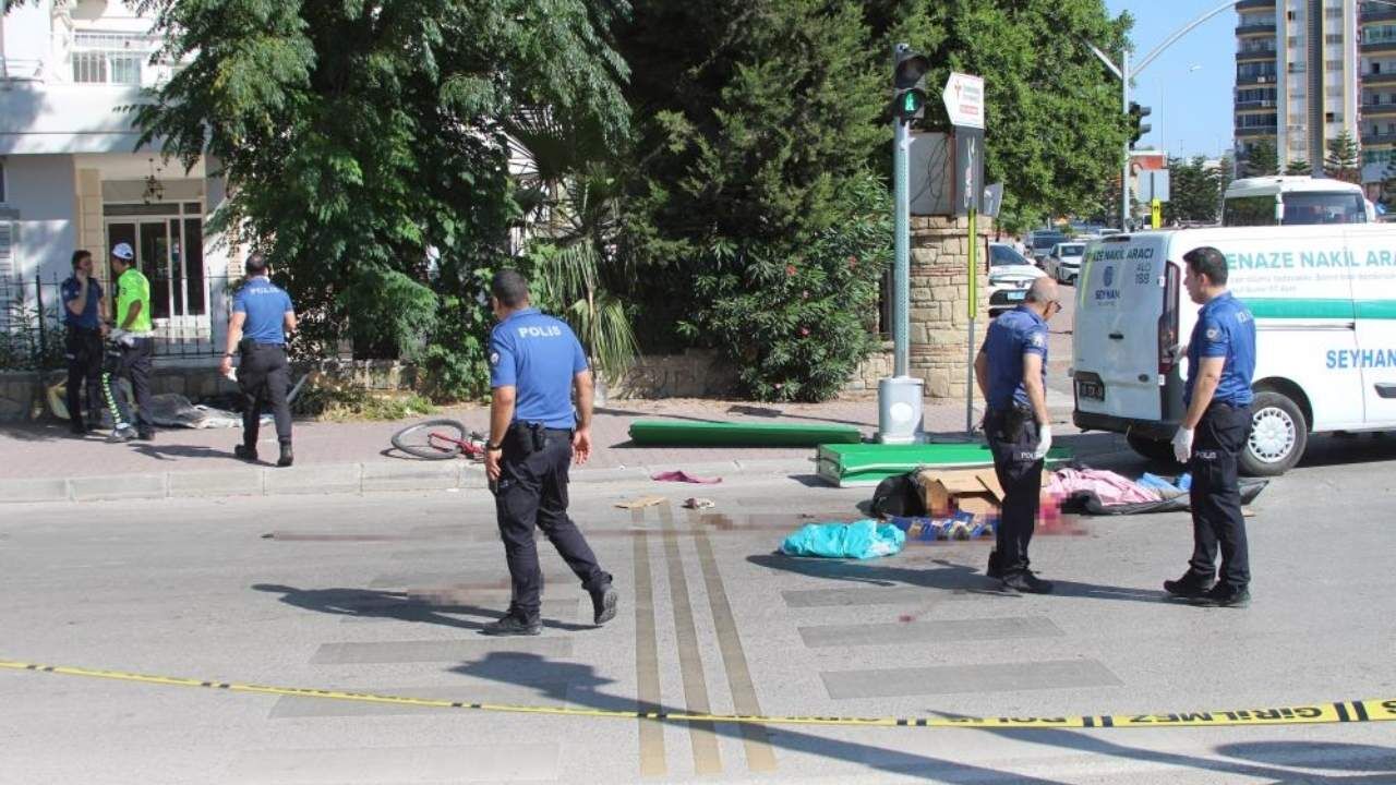 Kamyonun Çarptığı Bisiklet Sürücüsü Hayatını Kaybetti! (1)