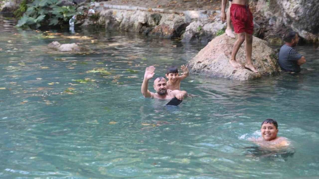 Kozan Ilçesinde Bunaltıcı Sıcaklar Nasıl Etkiliyor (2)