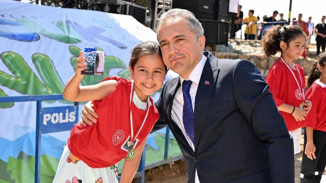 Osmaniye Belediyesinden Çocuklar İçin Büyük Şenlik Hazırlığı (1)