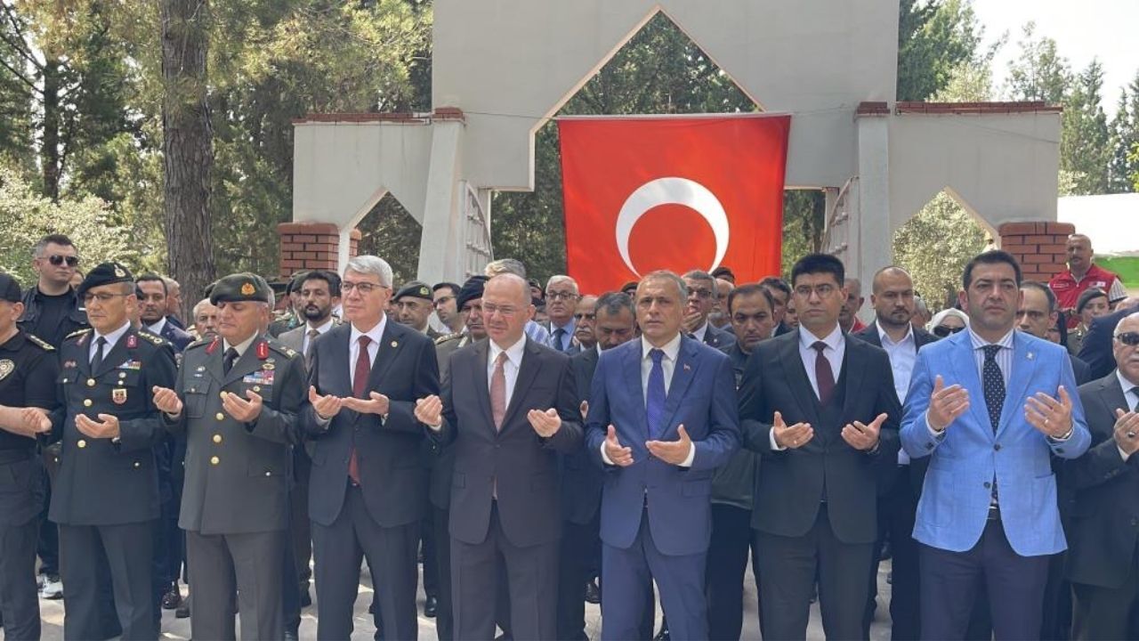 Osmaniye’de 15 Temmuz Demokrasi Ve Millî Birlik Günü’nde Şehitler Dualarla Anıldı (1)