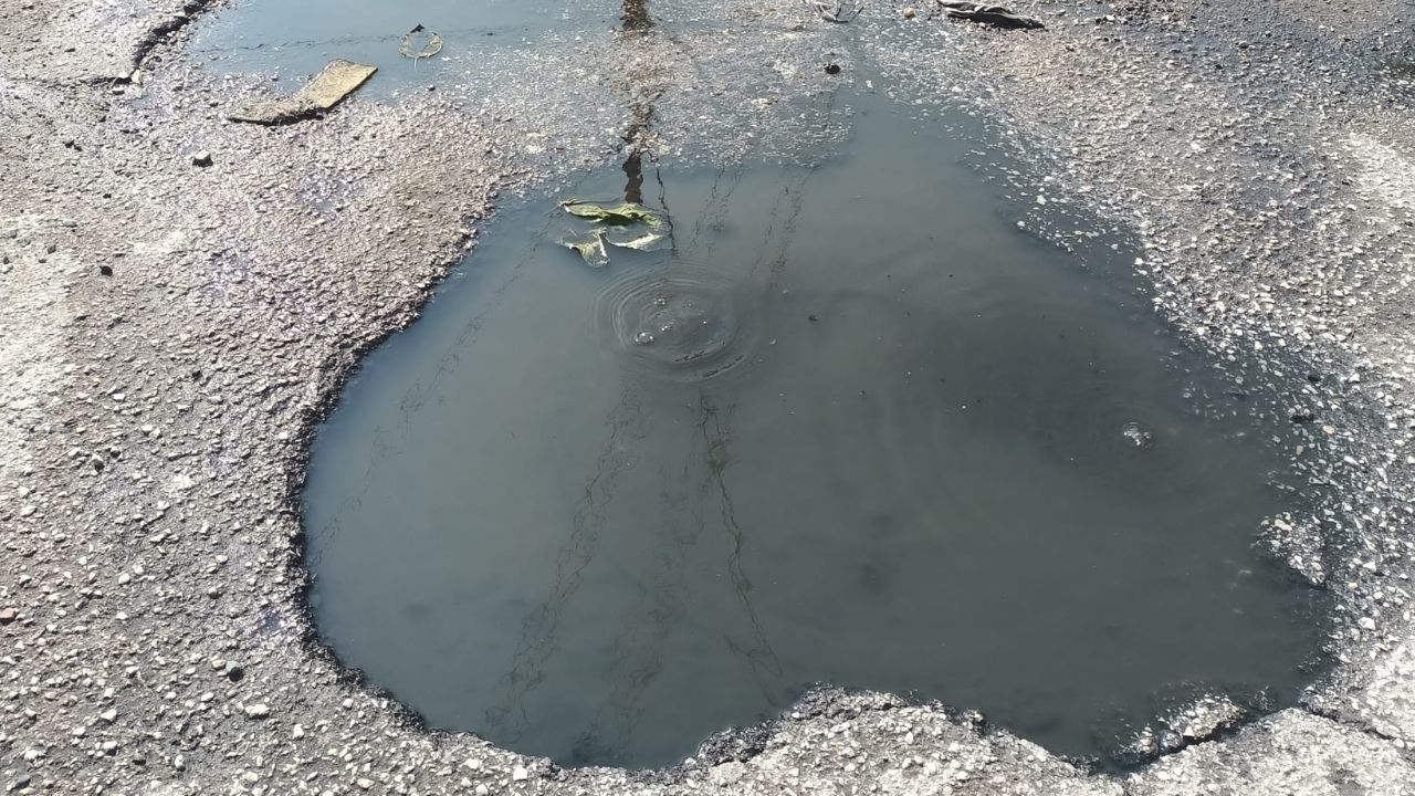 Osmaniye'de Altyapı Kabusu! 8045 Sokak’ta Kanalizasyon Taştı (2)