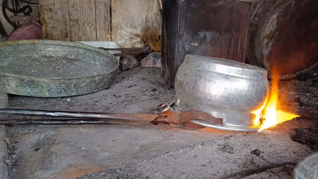 Osmaniye'de Ateşi Hala Sönmeyen Son Kalay Ocağı (1)