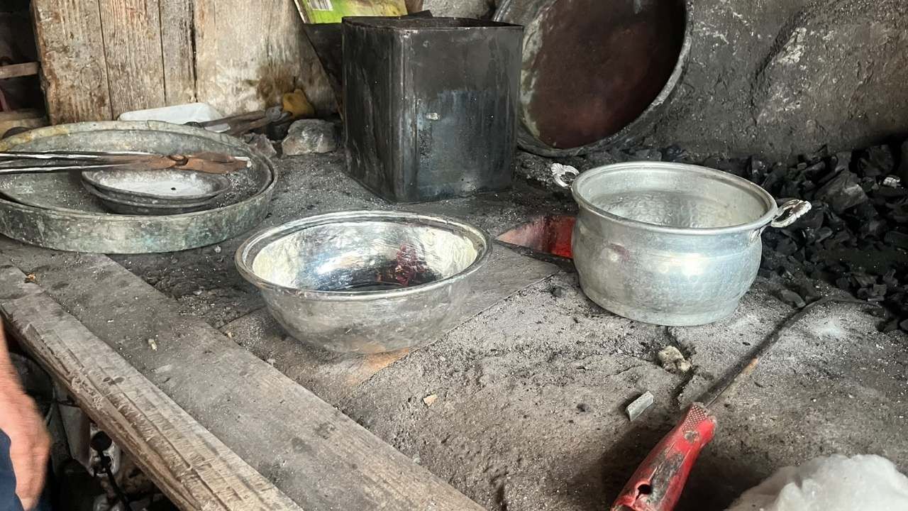Osmaniye'de Ateşi Hala Sönmeyen Son Kalay Ocağı (5)