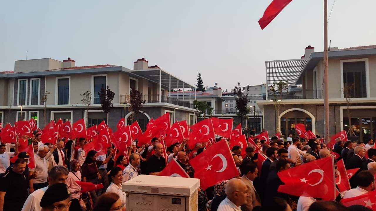 Osmaniye'de Binler 15 Temmuz'da Tek Yürek (3)