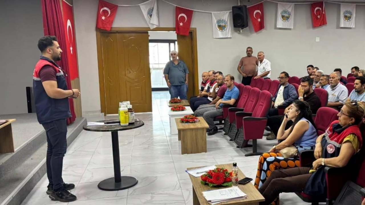 Osmaniye'de Çiftçilere B Reçete Eğitimi (3)