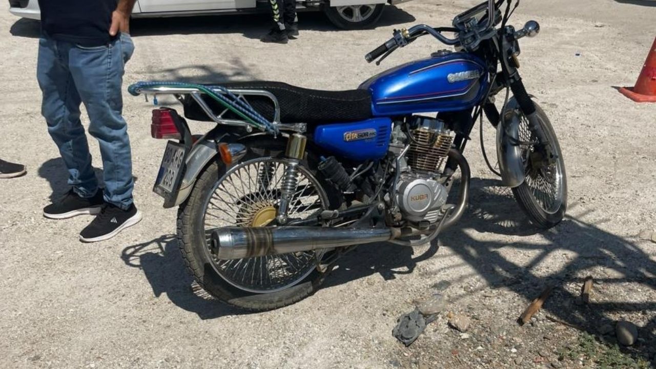 Osmaniye'de Otomobil Ile Motosiklet Çarpıştı, 1 Yaralı (1)-1
