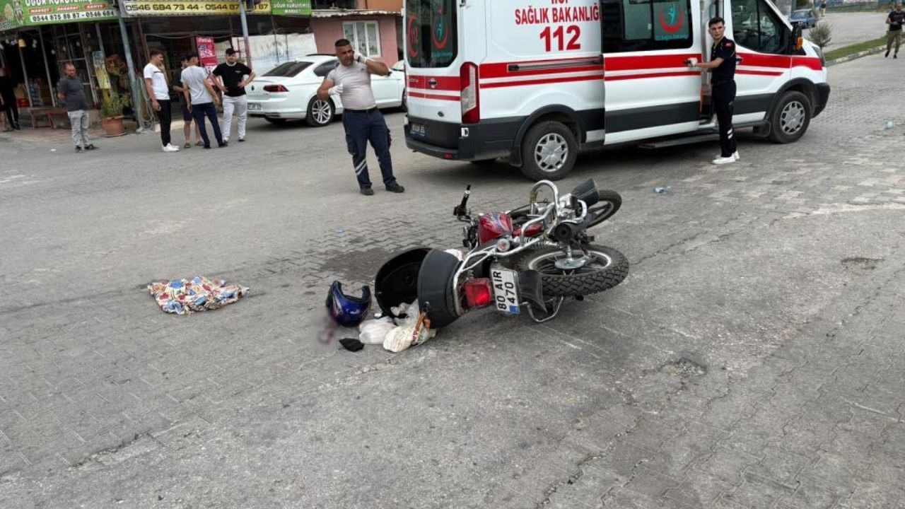 Osmaniye'de Otomobil Ile Motosiklet Çarpıştı, 1 Yaralı