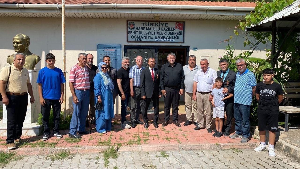 Osmaniye’den Kültür Turuna Çıkan Şehit Yakınları Ve Gazilerden Başkan Çenet’e Teşekkür Ziyareti (1)