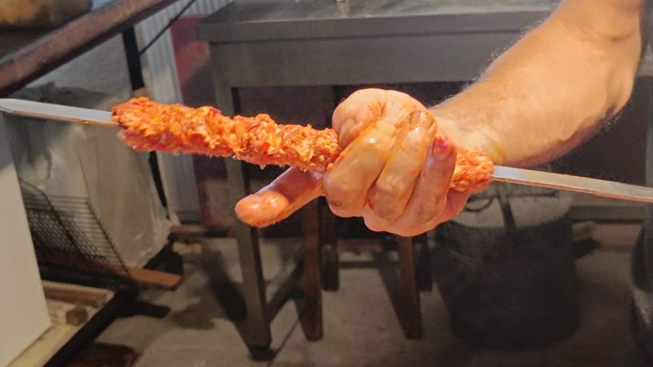Osmaniye'nin İlk Tescilli Adana Kebapçısı Lezzette Fark Yaratıyor (11)
