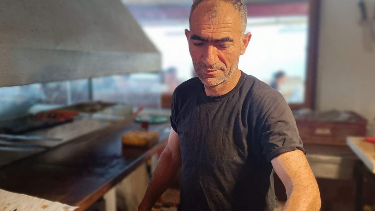 Osmaniye'nin İlk Tescilli Adana Kebapçısı Lezzette Fark Yaratıyor (8)