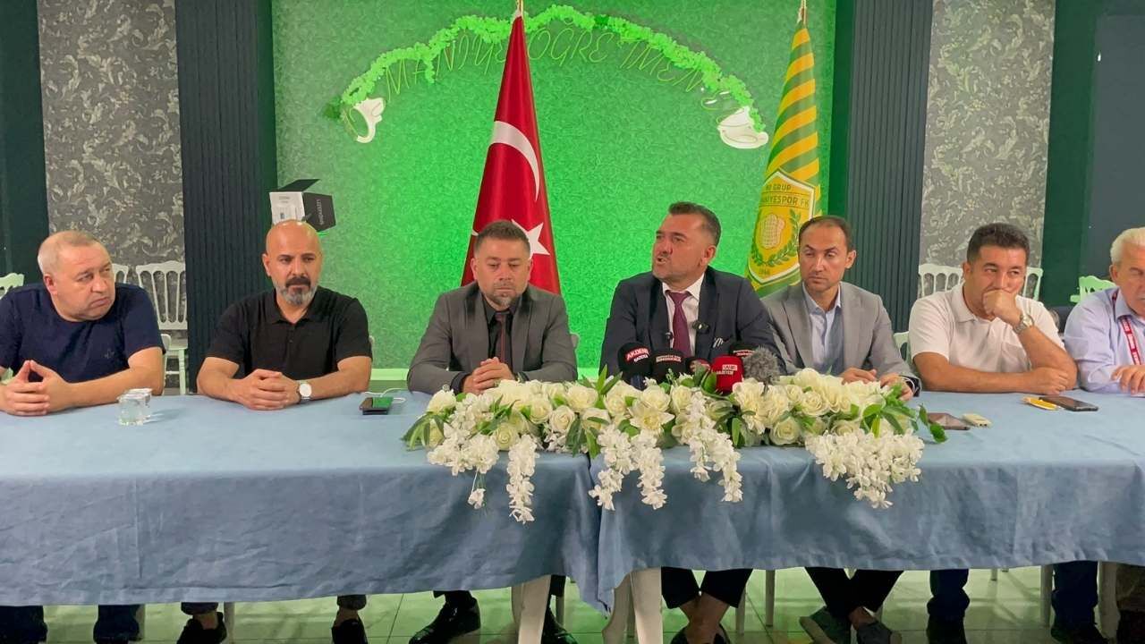 Osmaniyespor Fk Basın Açıklamasında Başkan Demir'den Sert Açıklamalar (2)