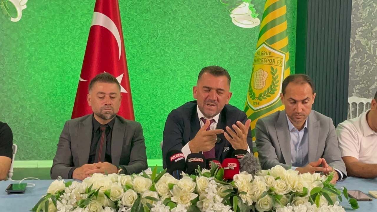 Osmaniyespor Fk Basın Açıklamasında Başkan Demir'den Sert Açıklamalar (3)