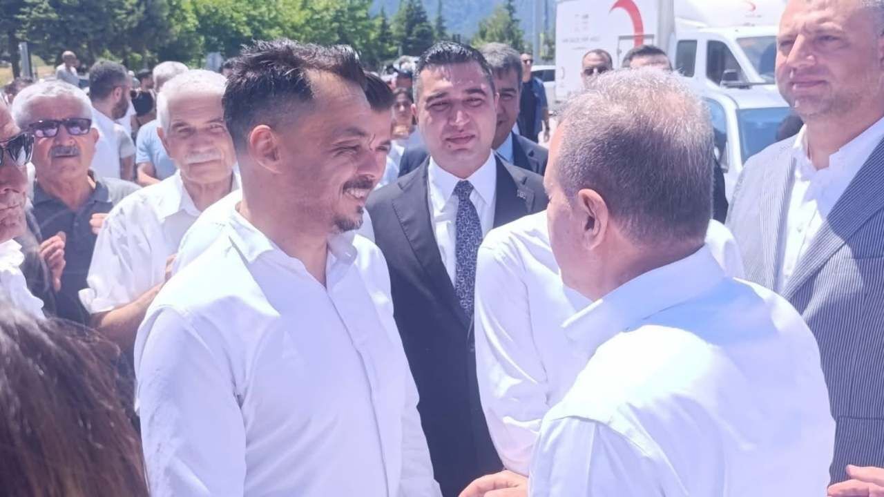 Özgür Özel’in Adana Buluşmasına Chp Osmaniye'den Tam Destek (3)