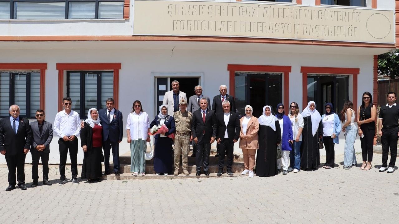 Şehit Aileleri Ve Gaziler Heyeti Tümgeneral Zafer Tombul Ile Bir Araya Geldi (1)