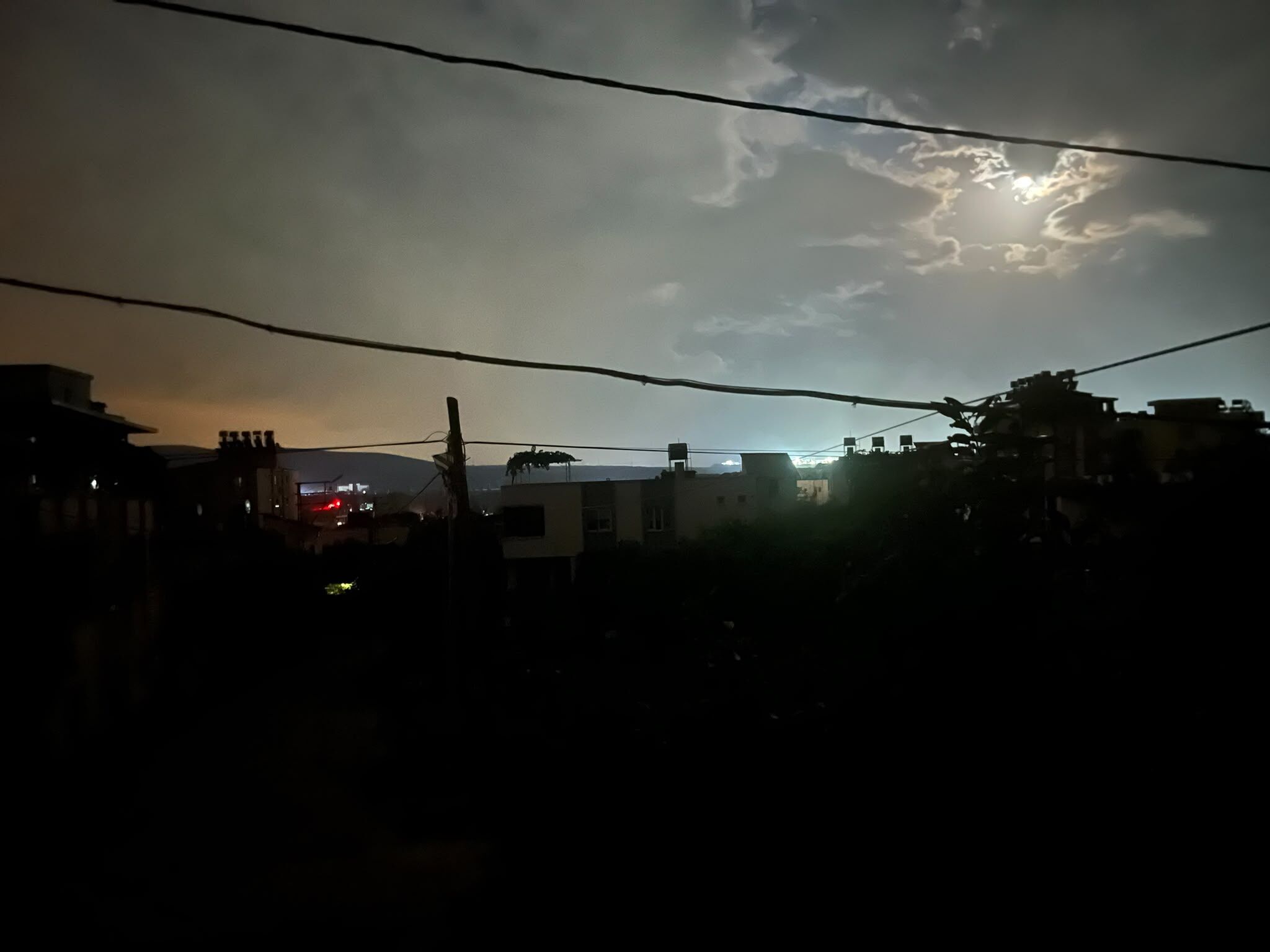 Toprakkale'de Gece Saatlerinde Elektrik Kesintisi3