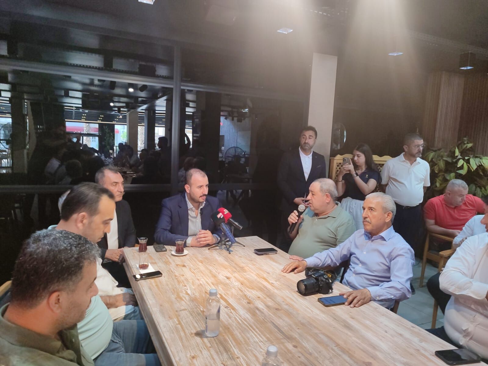 Yener Tuncer1