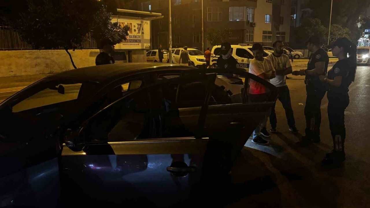 Adana Genelinde Bin 592 Polisin Katıldığı Huzur Ve Güven Uygulaması Gerçekleştirildi (1)