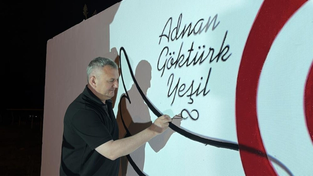 Adnan Göktürk'ün Portresi Çizildi (3)