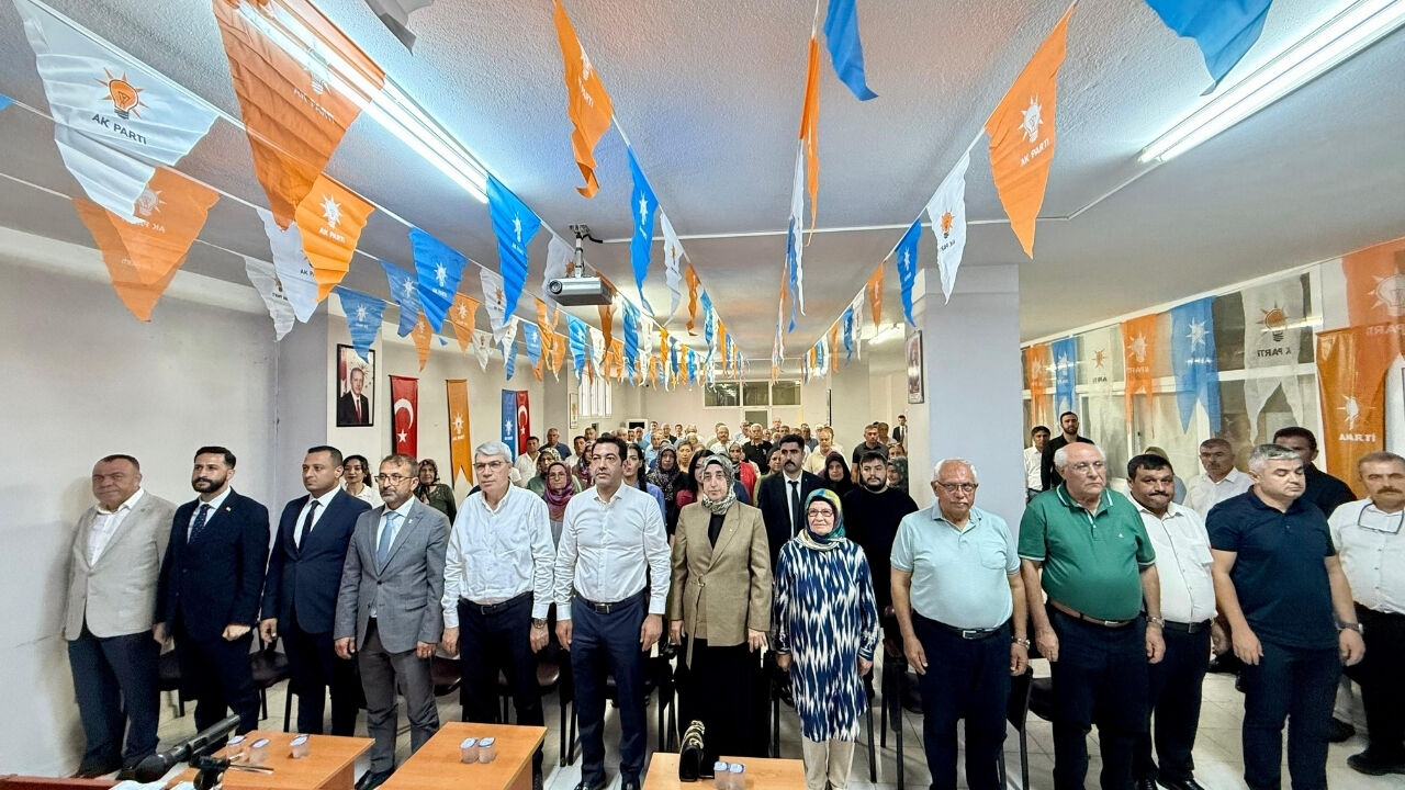 AK Parti Kadirli Danışma Meclisi Toplantısı Yapıldı