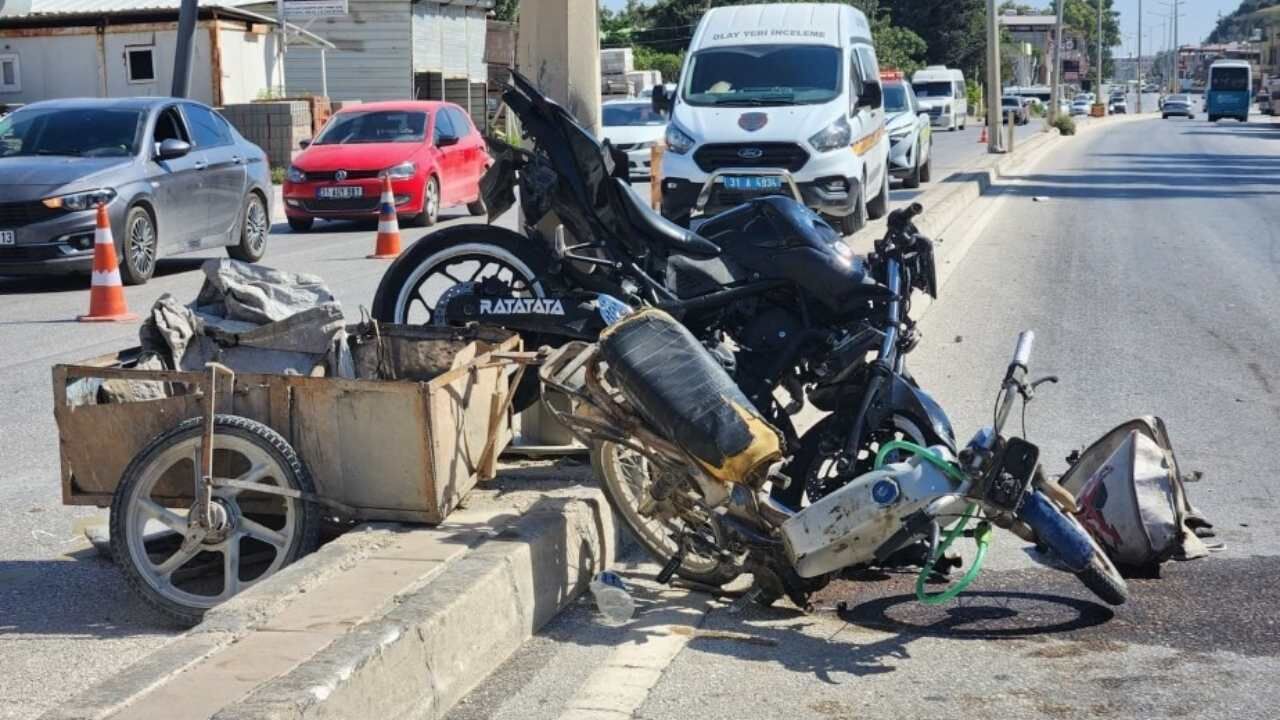 Antakya Küçükdalyan Mahallesi'nde Motosiklet Kazası Oldu (2)