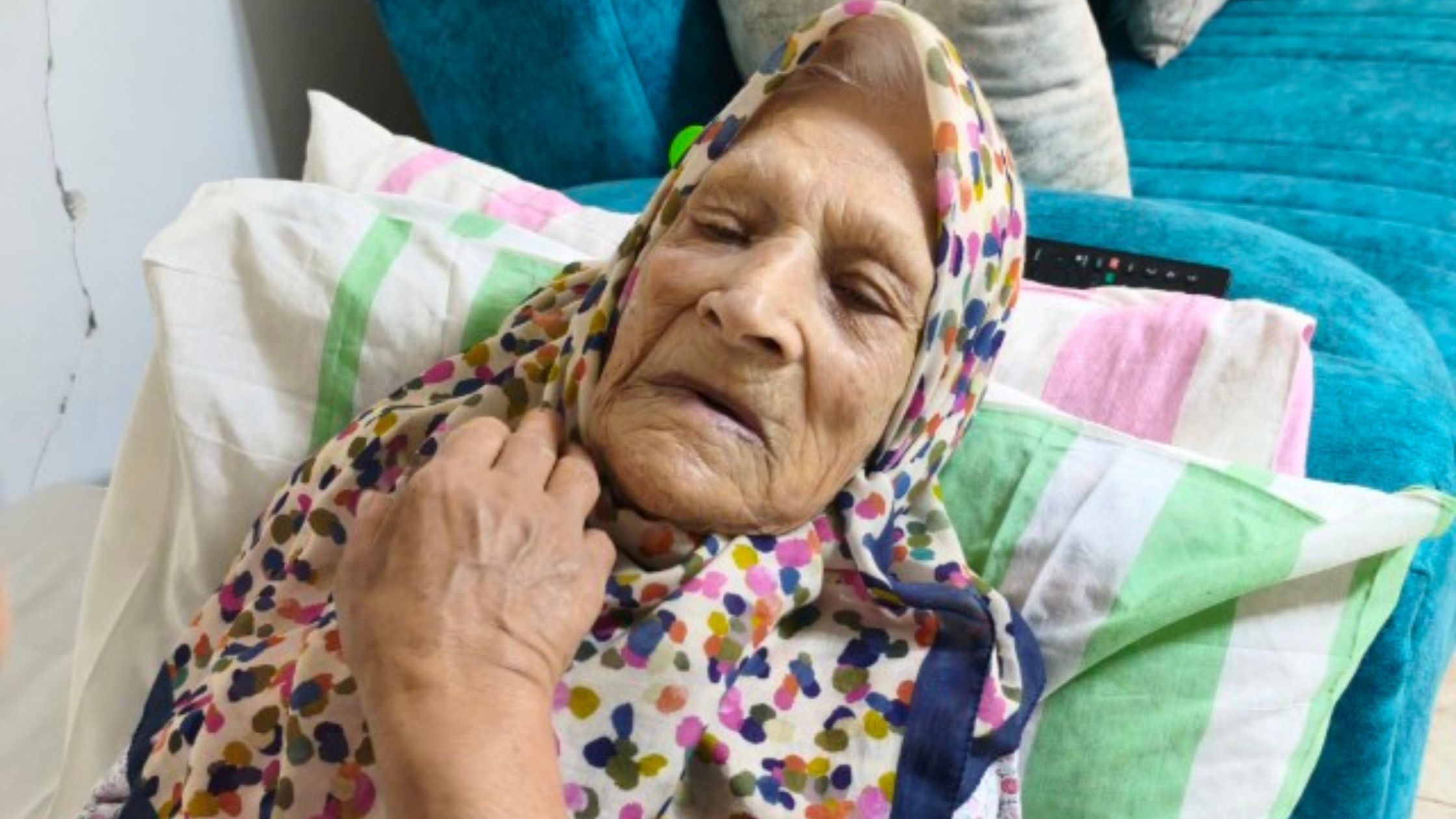Beş Kuşağı Bir Arada Gören Hanuf Domrul'un Torunu Var (2)