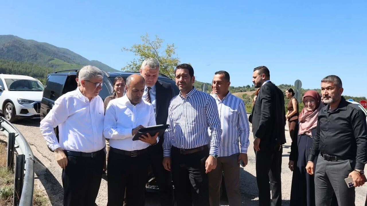 Düziçi Kanlıgeçit Yarbaşı Yolu Genişletiliyor! (2)