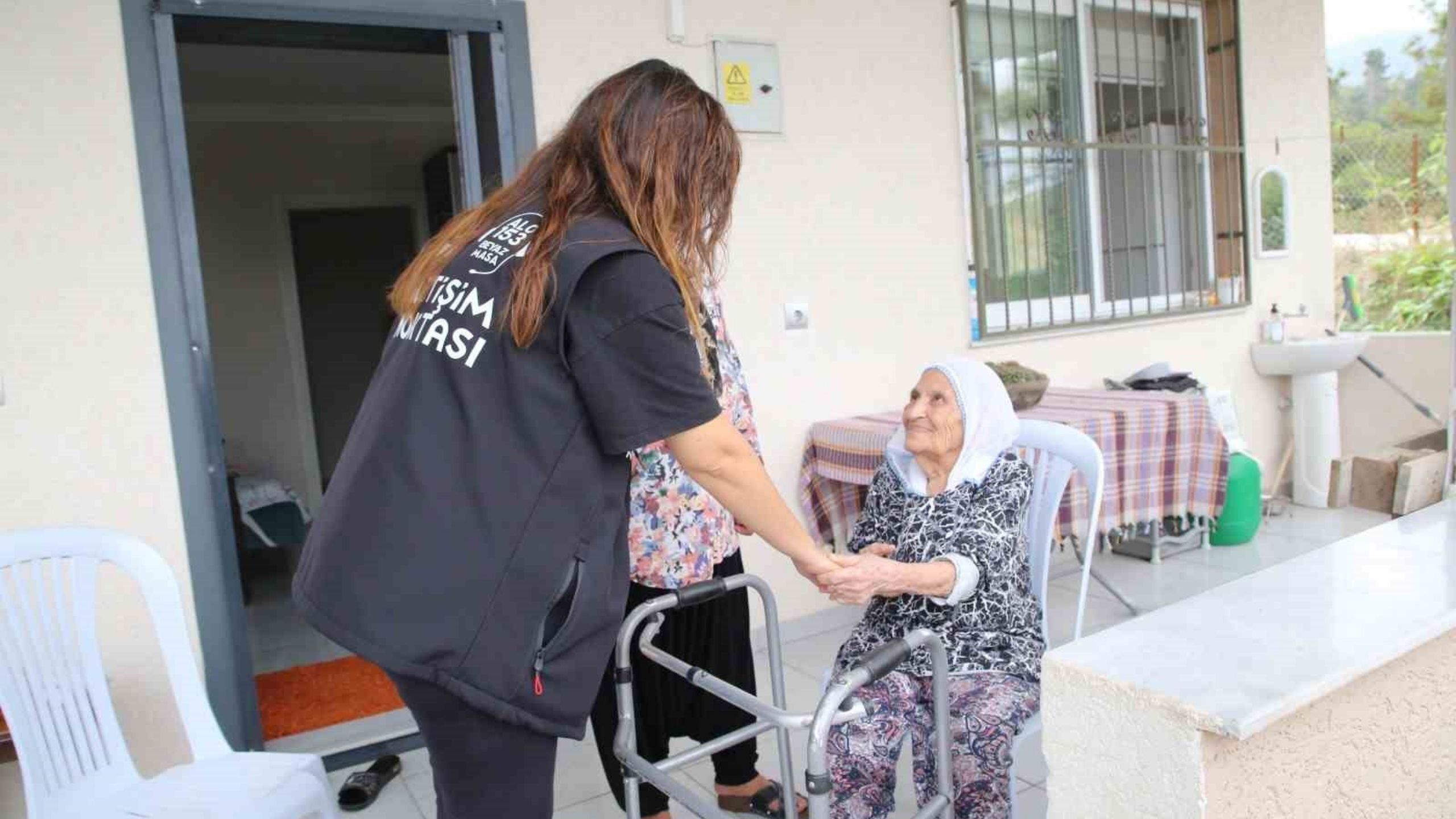 Hatay'da Bozuk Yol Sorunu Çözüldü (1)
