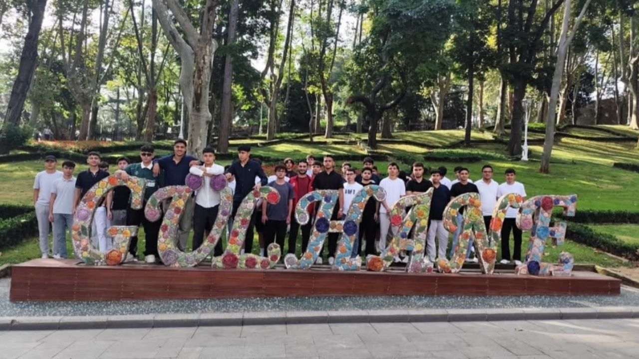 Kadirli Gençleri İstanbul’un Tarihi ve Kültürel Mirasını Keşfetti