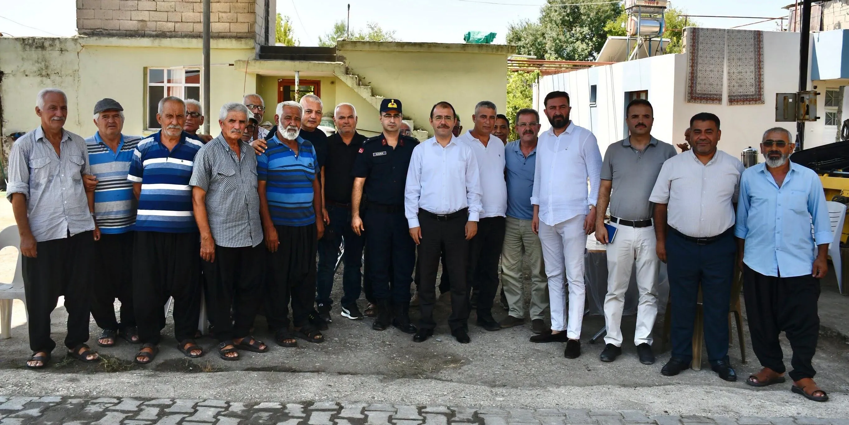 Kadirli'de Köy Mesaisi! Kaymakam Dolu Sorunları Yerinde Dinledi