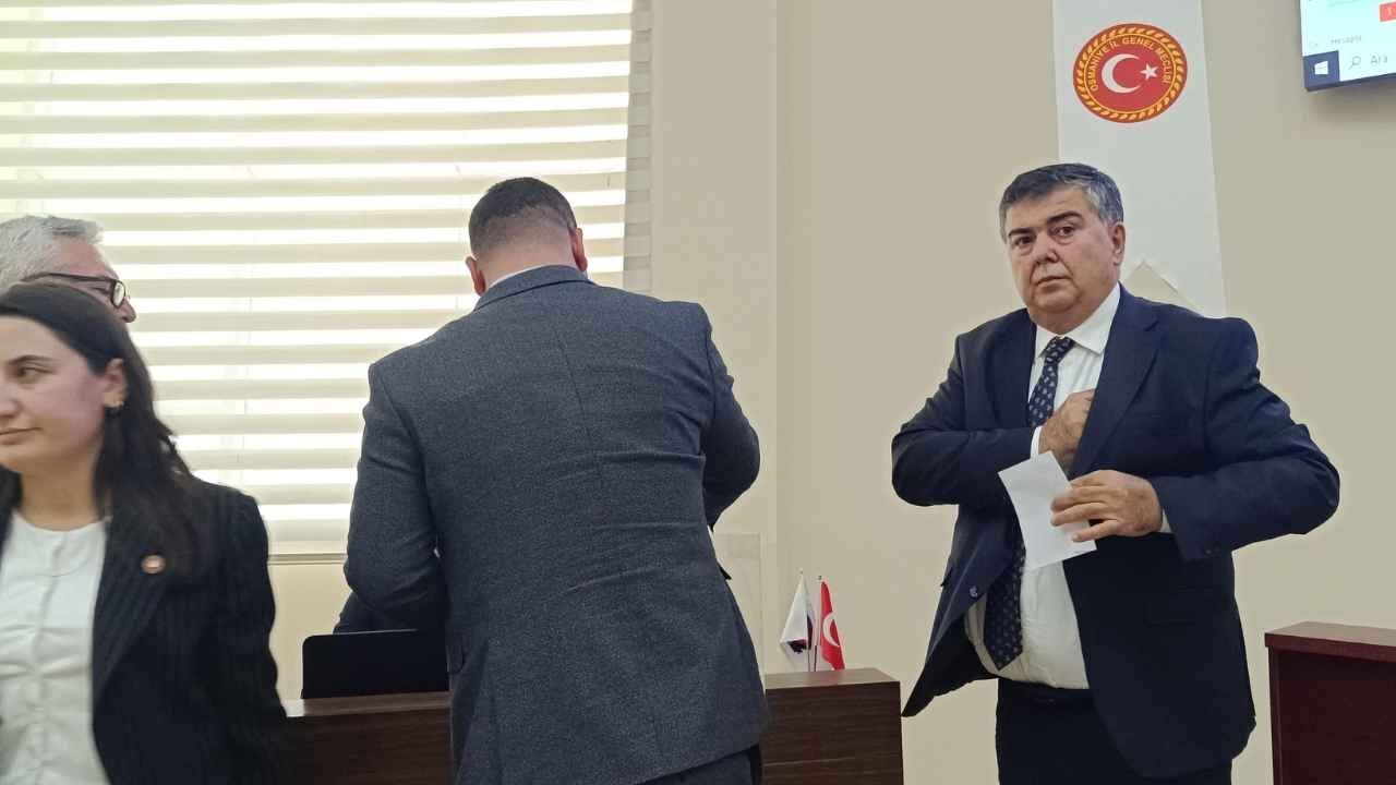 Meclis Seçimleri Iptal (3)
