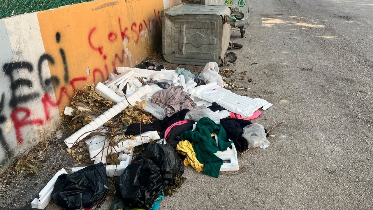 Osmaniye Cöp Konteynearı Devrilmesi (2)