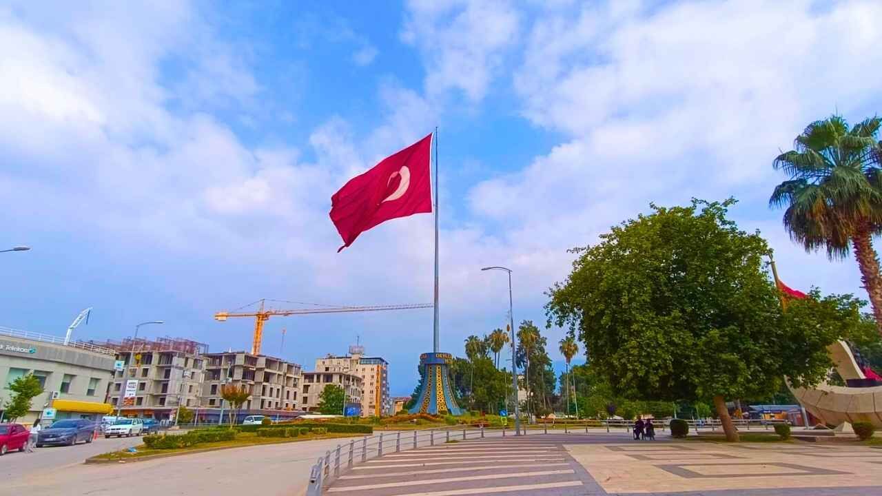 Osmaniye Devlet Bahçeli Meydanı (3)