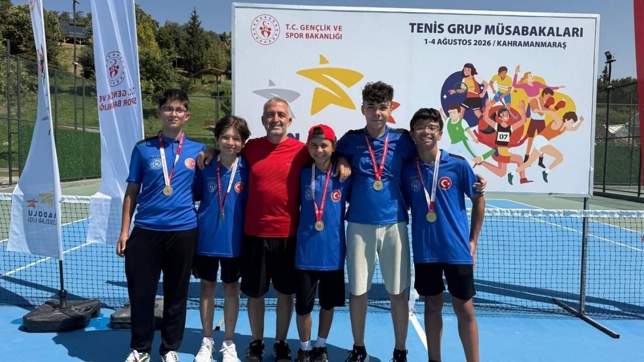 Osmaniye Tenis Takımı Yarı Finalde! (1)
