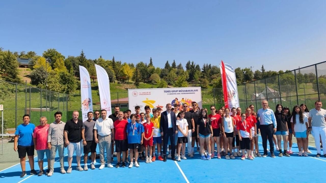 Osmaniye Tenis Takımı Yarı Finalde! (3)