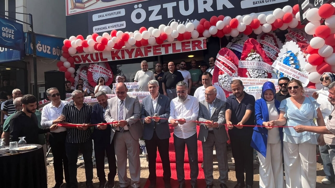 Osmaniye Terziler Odası Başkanı Öztürk'ün Yeni Mağazası Törenle Açıldı (1)