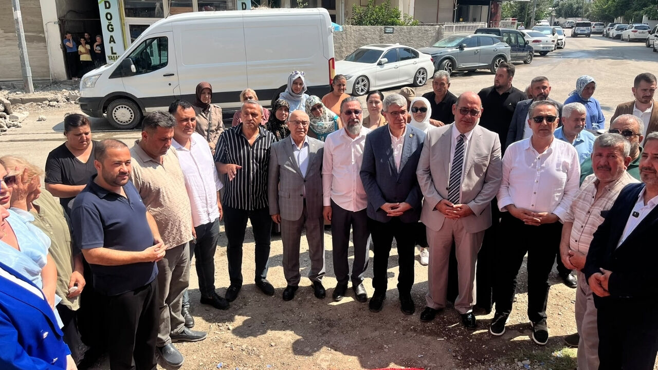 Osmaniye Terziler Odası Başkanı Öztürk'ün Yeni Mağazası Törenle Açıldı (5)