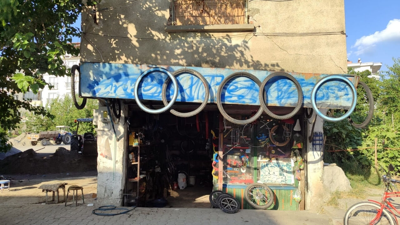Osmaniye'de 3 Kuşağın Bisikletini Onaran Efsane (1)