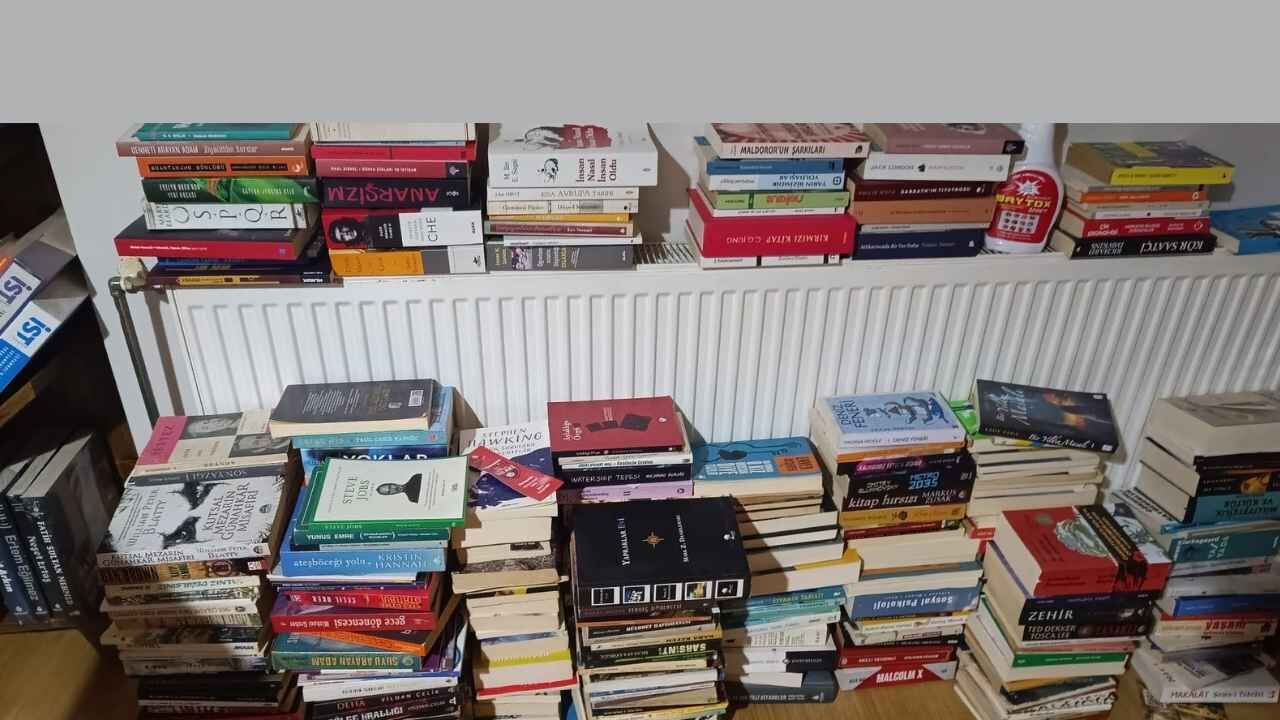 Osmaniye'de Gazetecinin Evi Adeta Kütüphane Gibi (4)