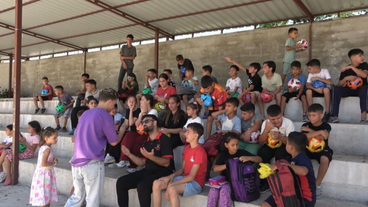 Osmaniye’de Gönüllü Gençlerden Köy Okuluna Anlamlı Destek (1)