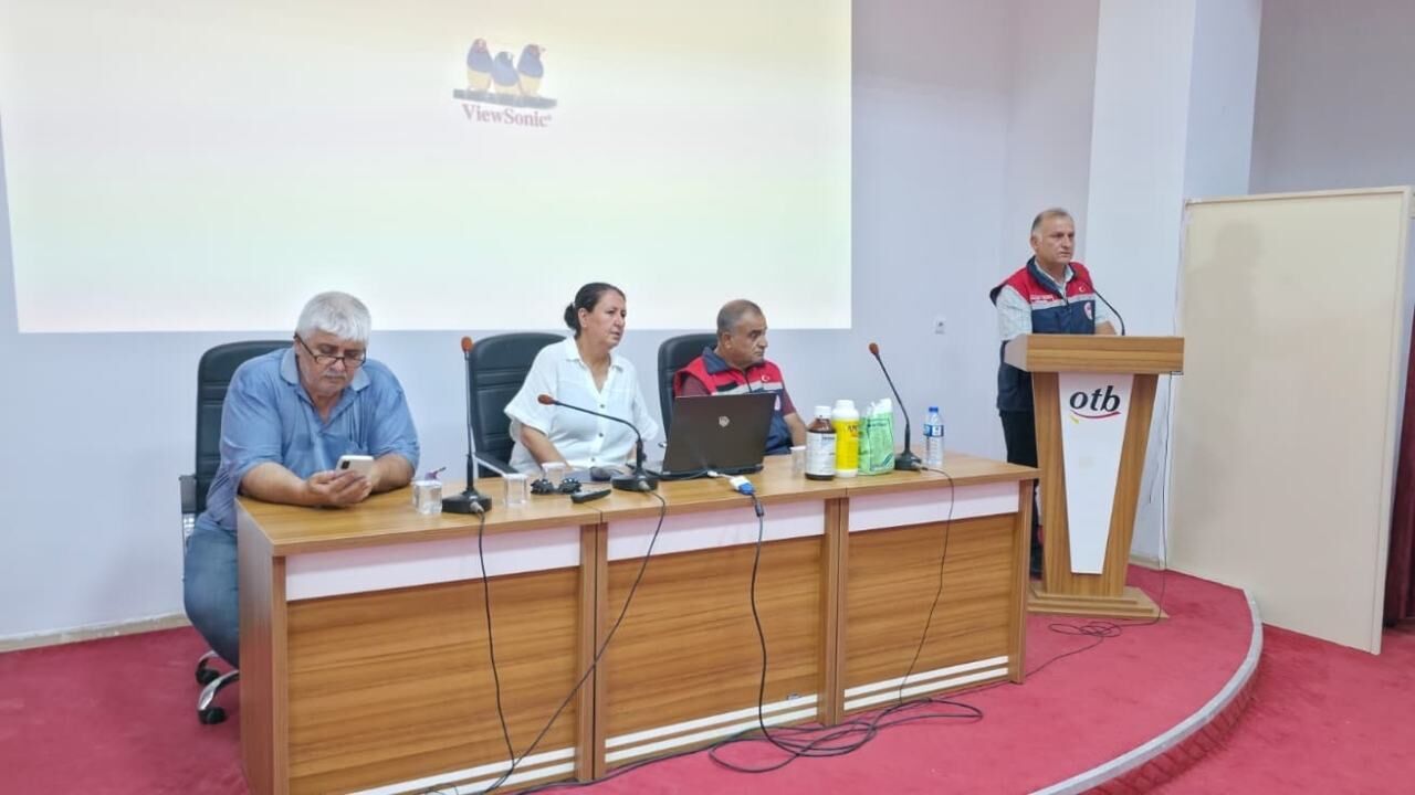 Osmaniye'de İlaçlama Ve B Reçete Eğitimi Verildi (1)