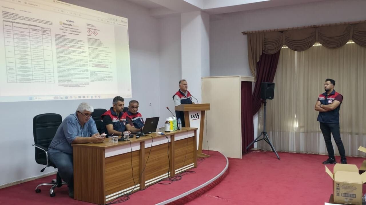 Osmaniye'de İlaçlama Ve B Reçete Eğitimi Verildi (3)