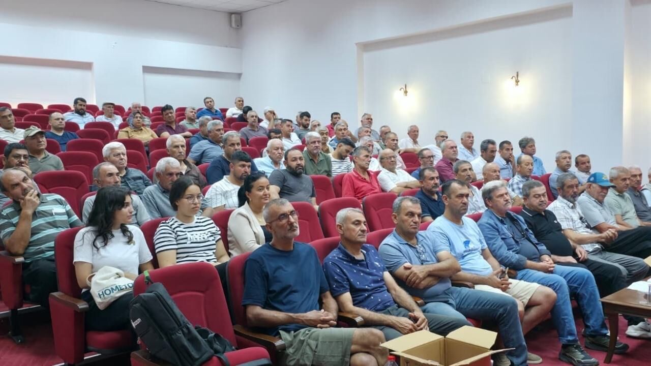 Osmaniye'de İlaçlama Ve B Reçete Eğitimi Verildi