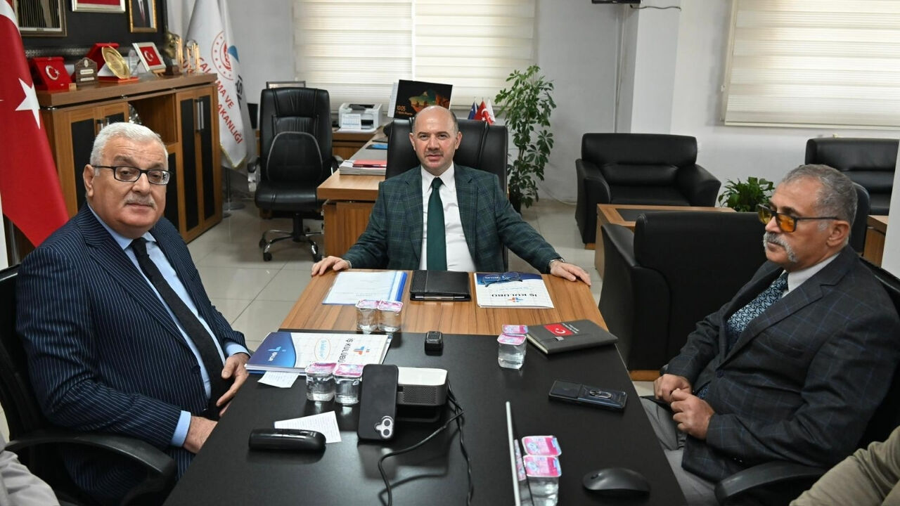 Osmaniye’de İstihdam İçin Kritik Görüşme! Vali Serdengeçti Açıkladı (1)
