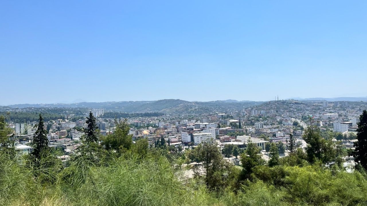 Sülemiş Tepesi’ndeki O Salıncak Kadirli Manzarasına Karşı Adrenalin Sunuyor! (2)
