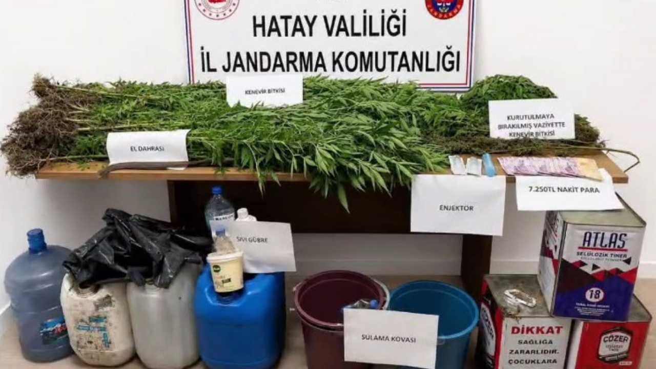 Şüpheli Aracın İçerisindeki Üç Şırınga Suç Ağını Gün Yüzüne Çıkardı (2)