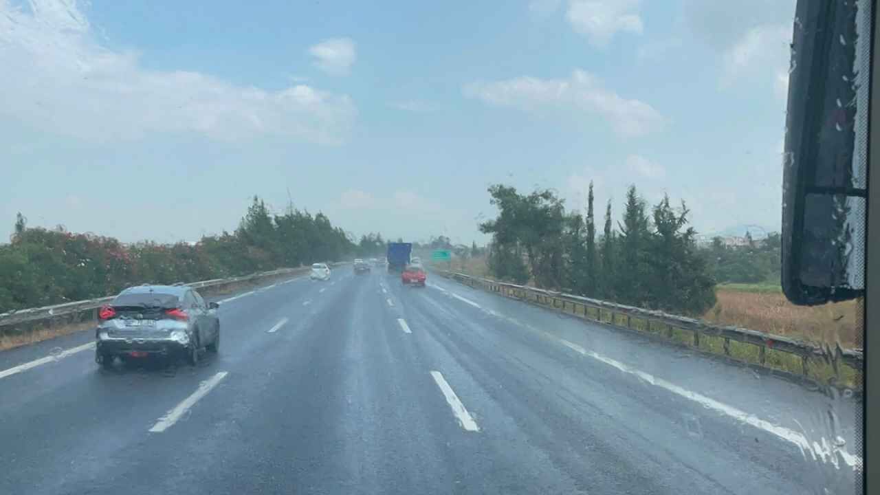 Yagmur Di̇kkat Osmani̇ye (3)