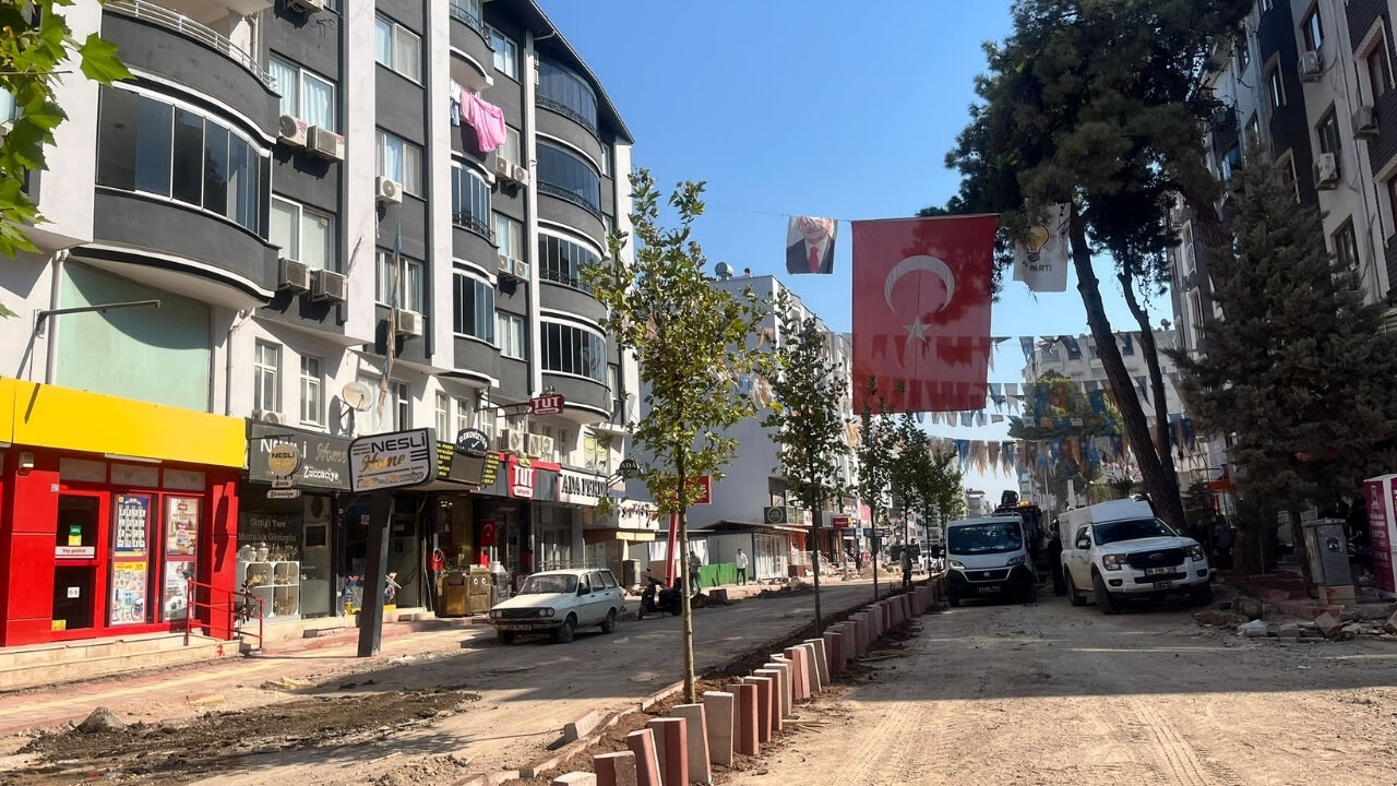 Akyar Caddesi Yeşil Koridora Dönüşüyor