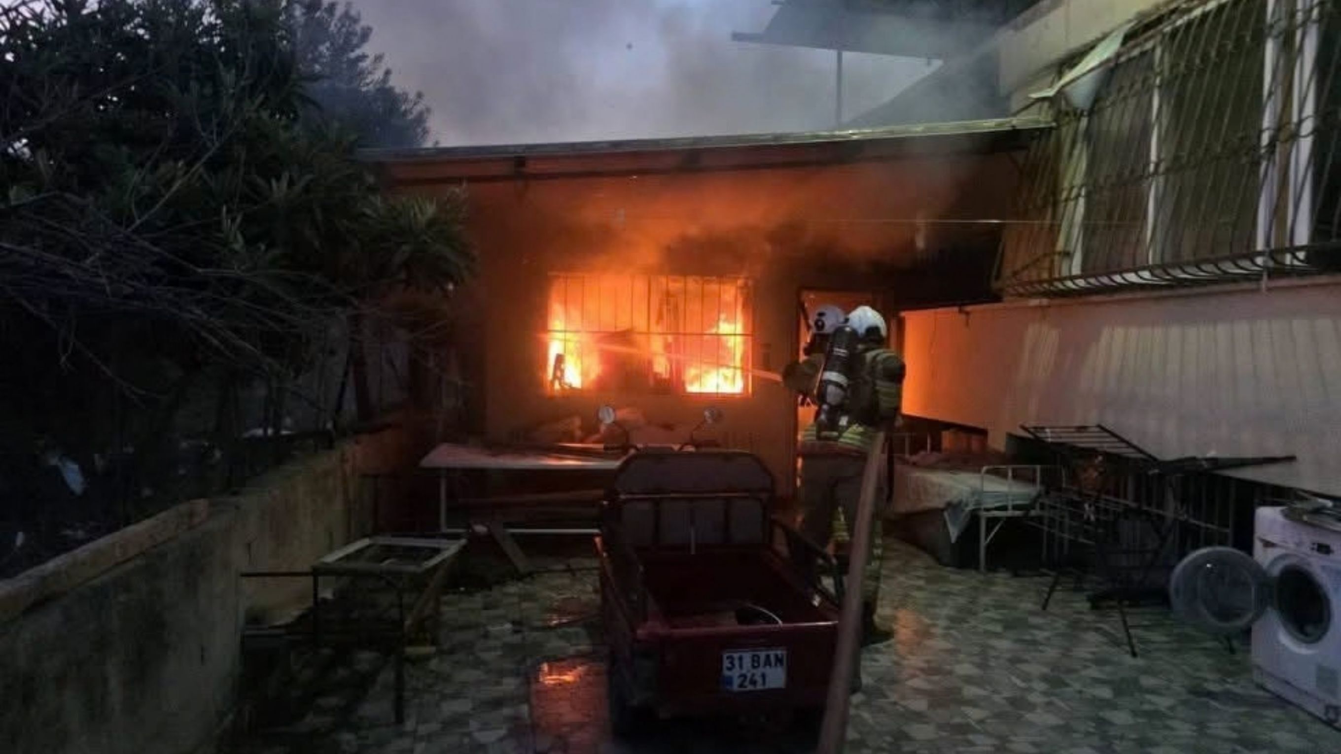 Antakya Kuzeytepe Mahallesindeki Ev Yangını Nasıl Başladı