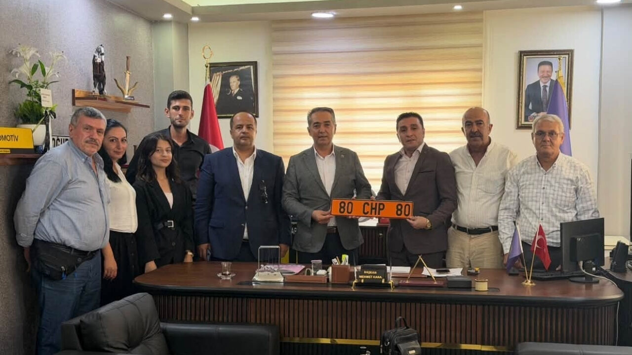 Chp Osmaniye'den Eski Başkana, Baroya Ve Odalara Ziyaret Turu (2)